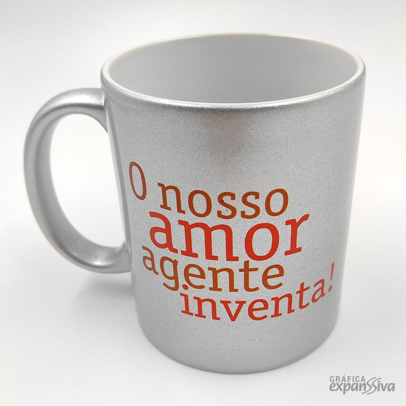 Caneca Prateada Gráfica expanSSiva